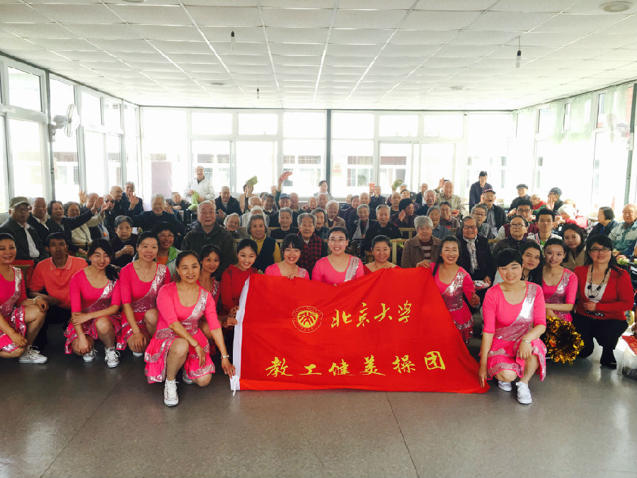 健美操团合影.jpg