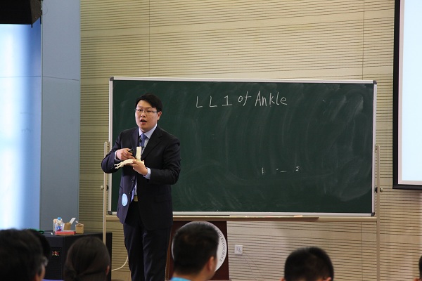 7赵峰 第三医院运动医学科-600.jpg
