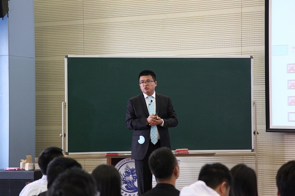 16卢庆斌 公共卫生学院卫生检验学系-600.jpg